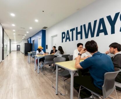 LINE_ALBUM_Canadian College_251217_62