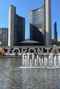 LINE_ALBUM_kaplan toronto_251216_5